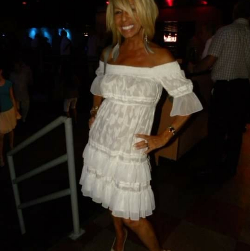 FREE PEOPLE BOHO Gorgeous White Off SHOULDER DRESS hp π₯π₯π₯20x - Picture 2 of 12